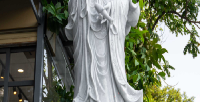 Tượng Quan Âm Bằng Đá Đà Nẵng