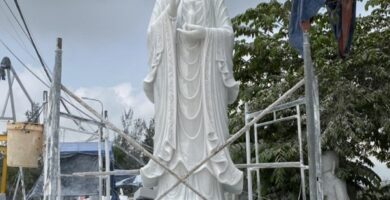 Bán Tượng Quan Âm Bằng Đá Hoàng Sa Đà Nẵng